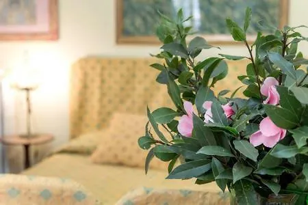 Charme In Sant Ambrogio Bed & Breakfast Florence